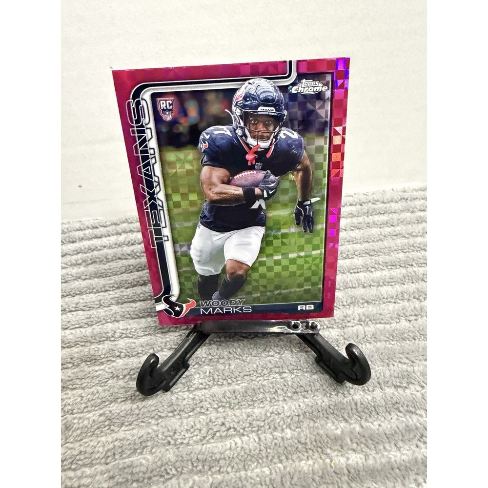 2025 Topps Chrome Woody Marks Rookie Card #372  Pink